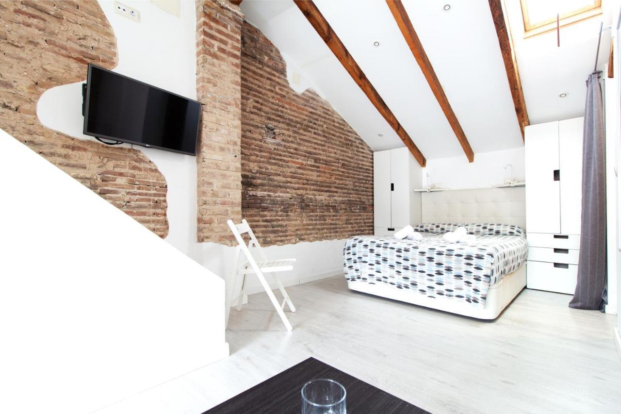 Estudio Para Parejas Con Terraza En La Playa Valencia Kültér fotó