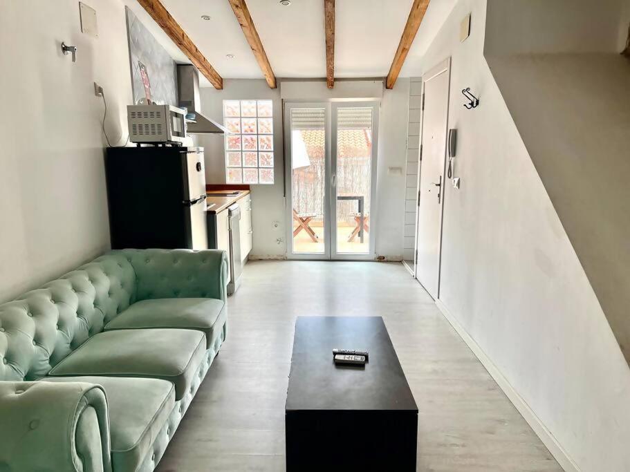Estudio Para Parejas Con Terraza En La Playa Valencia Kültér fotó