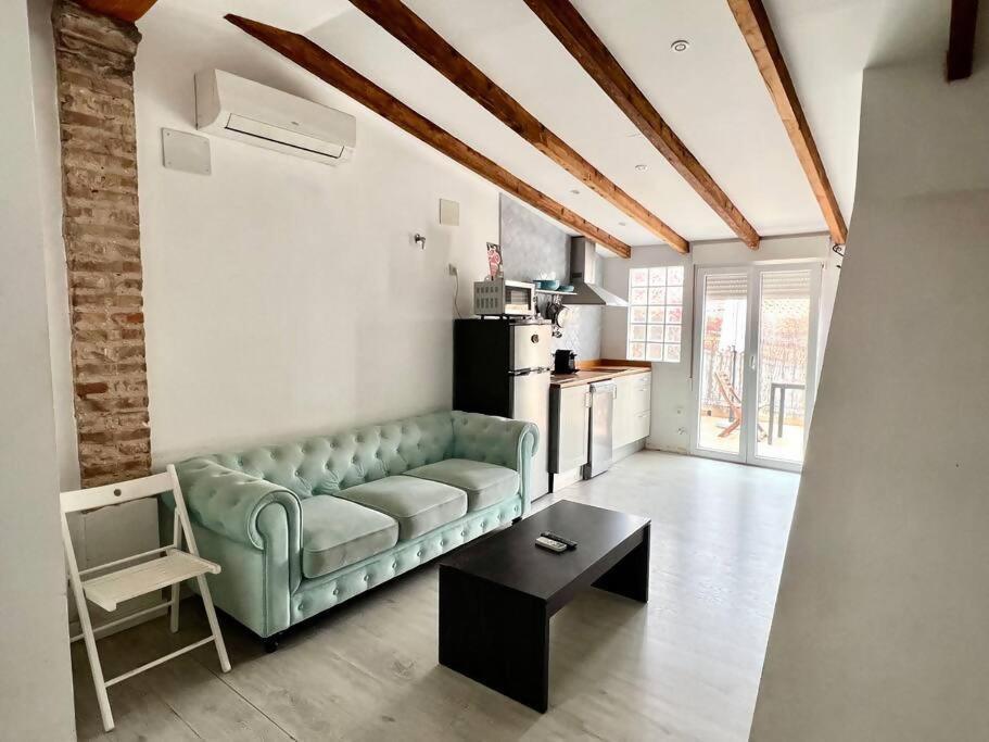 Estudio Para Parejas Con Terraza En La Playa Valencia Kültér fotó